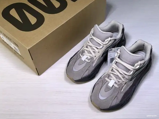 Tephra 700 Boost Adidas Yeezy FU7914 v2 0528